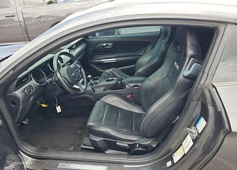 Ford Mustang VI S-550 7