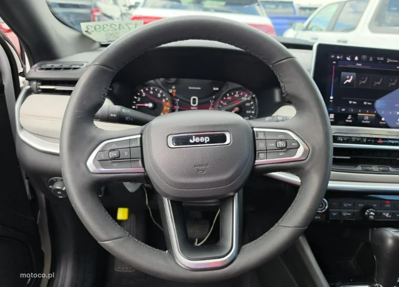 Jeep Compass 8