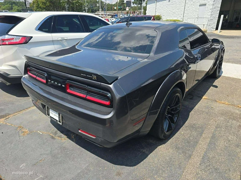 Dodge Challenger 3