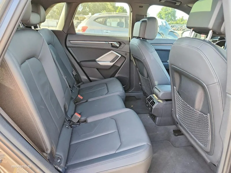 Audi Q3 F3 11