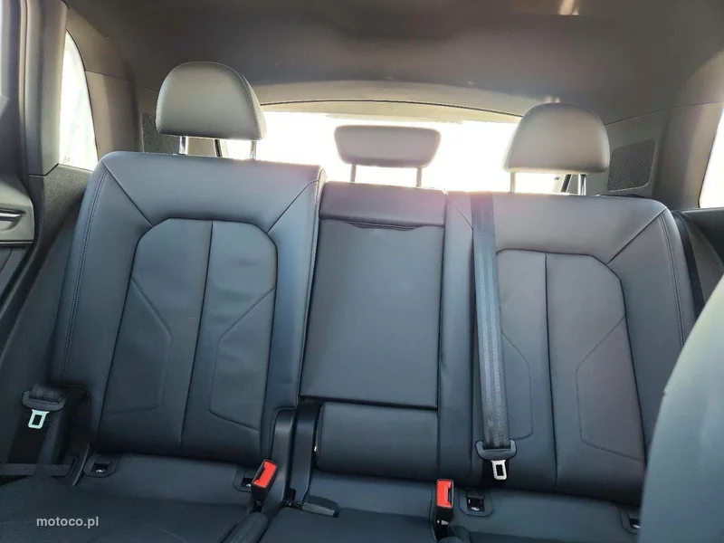 Audi Q3 F3 10