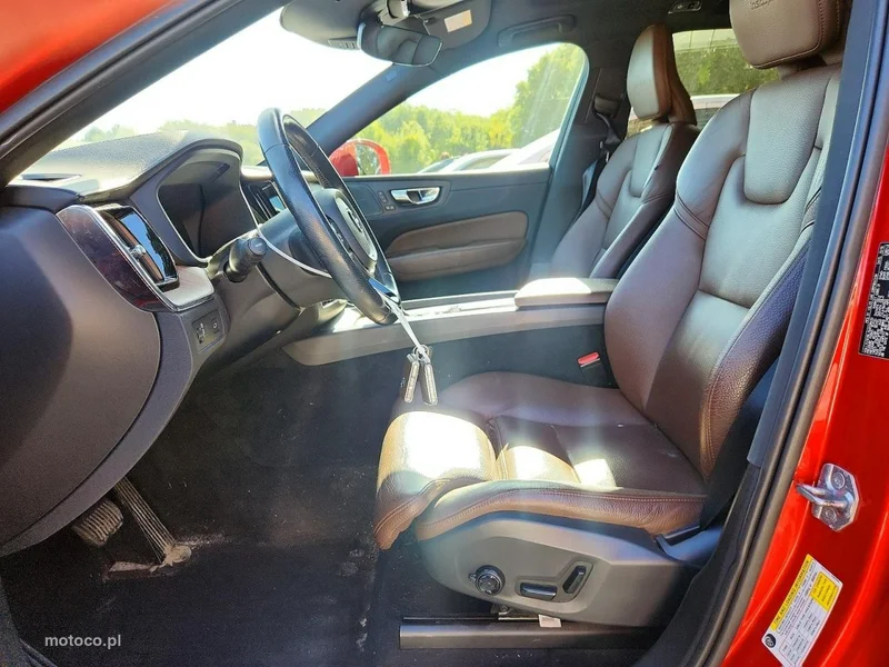 Volvo XC 60 7