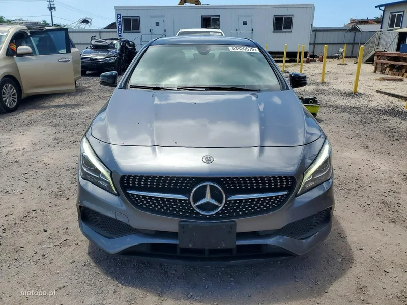 Mercedes-Benz CLA C118 250 2