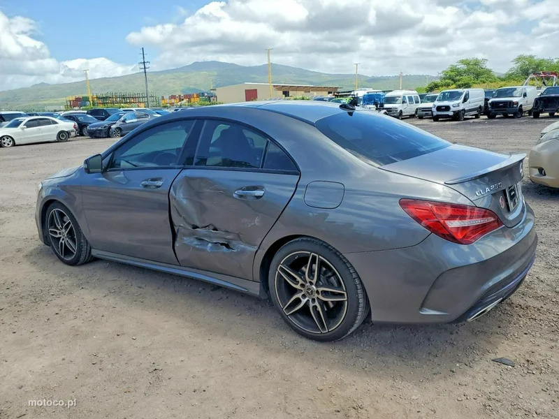 Mercedes-Benz CLA C118 250 5