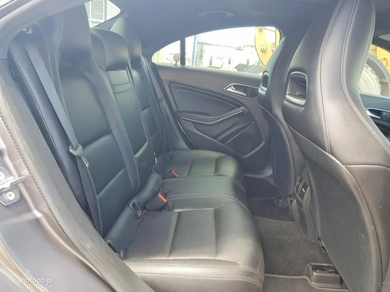 Mercedes-Benz CLA C118 250 9