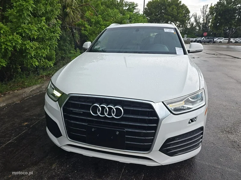 Audi Q3 8U 2