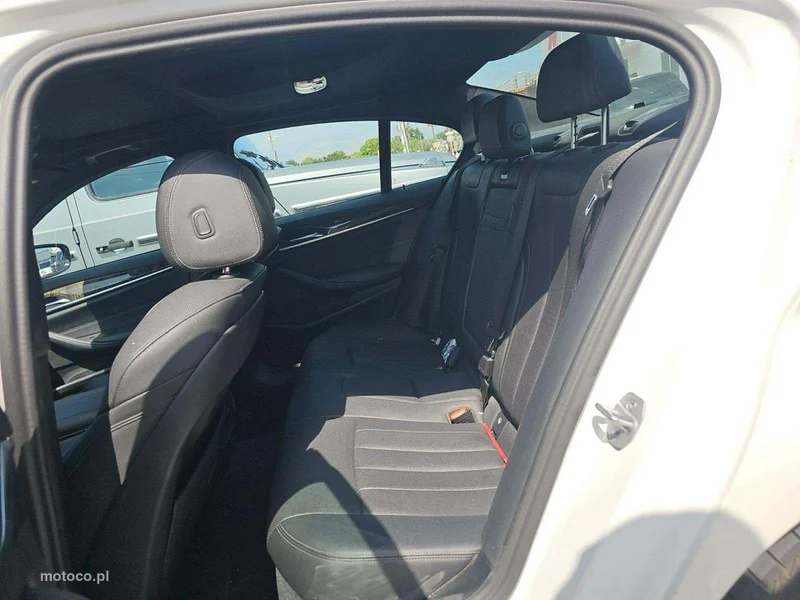 BMW Seria 5 G30 530 9