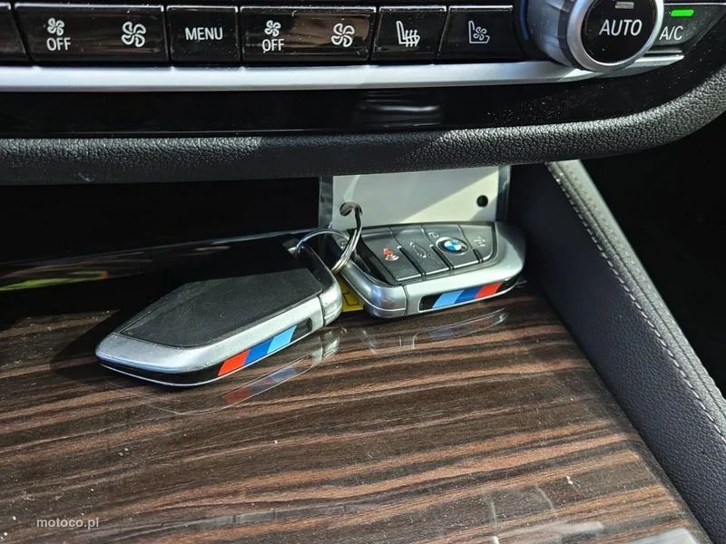 BMW Seria 5 G30 540 11