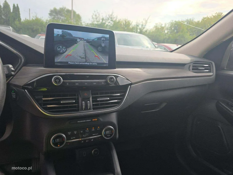 Ford Kuga III 13