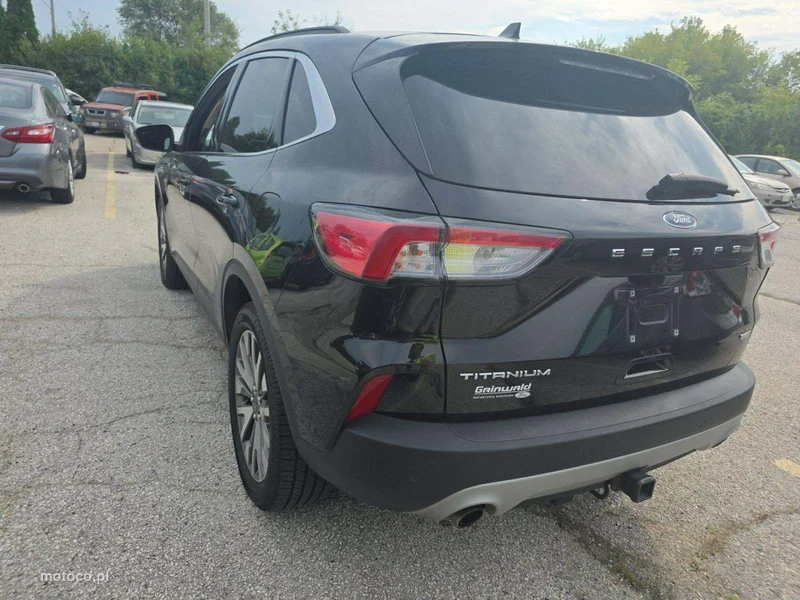 Ford Kuga III 4
