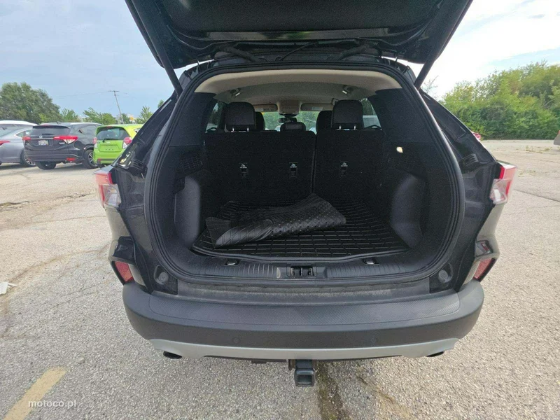 Ford Kuga III 9