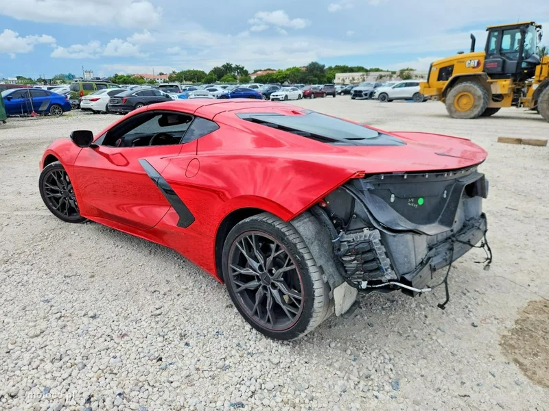 Chevrolet Corvette 5