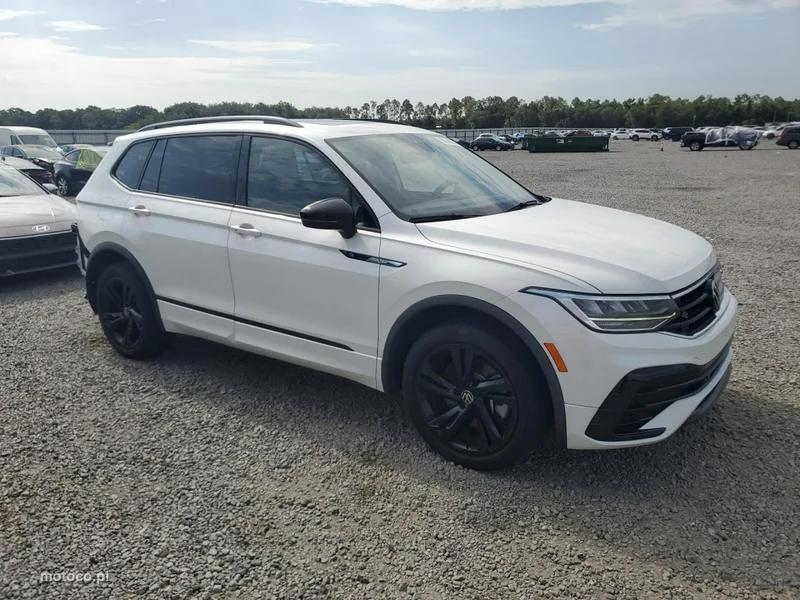 Volkswagen Tiguan III 3