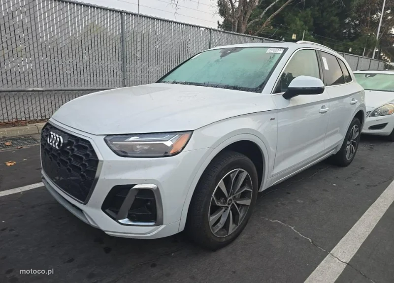 Audi Q3 F3
