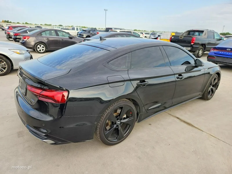 Audi A5 F5 4