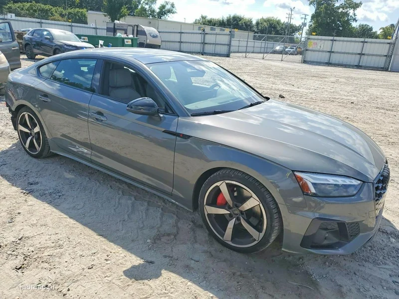 Audi A5 F5 3