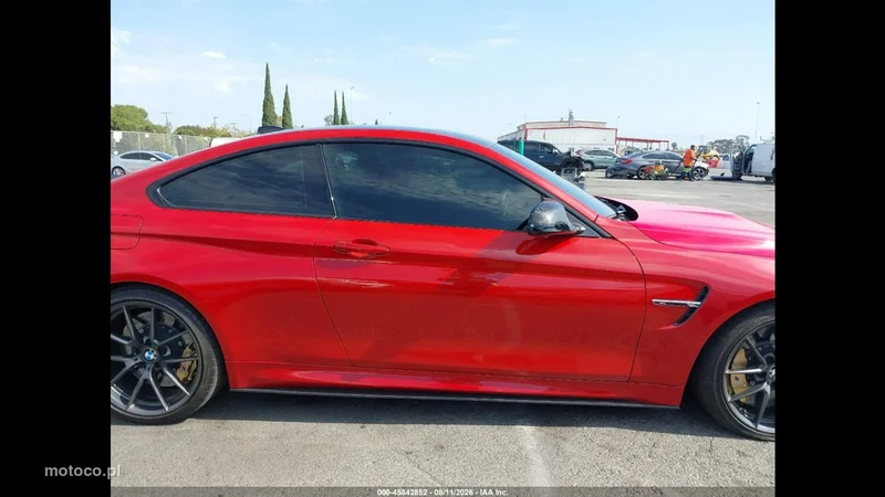 BMW M4 F82 6