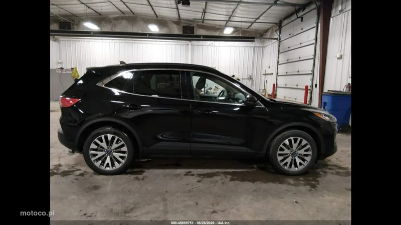 Ford Kuga III 6