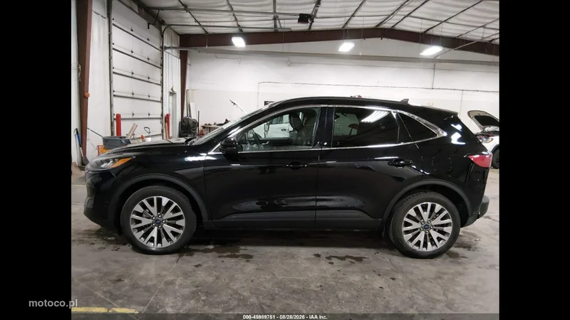 Ford Kuga III 7
