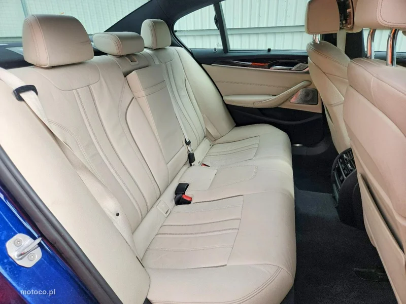 BMW Seria 5 G30 530 10