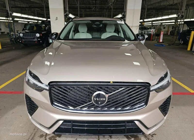 Volvo XC 60 2