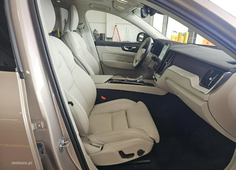 Volvo XC 60 10