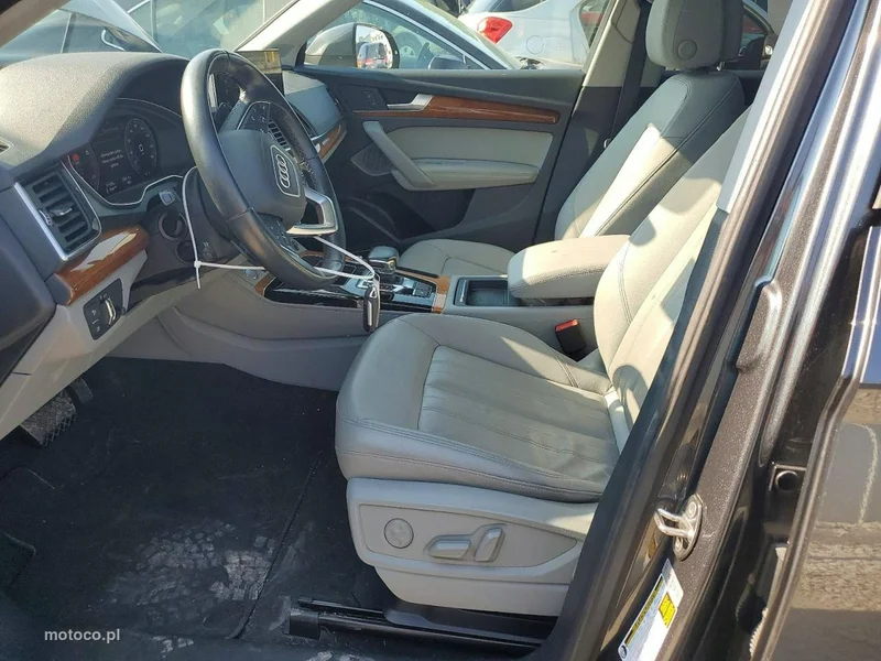 Audi Q5 FY 7