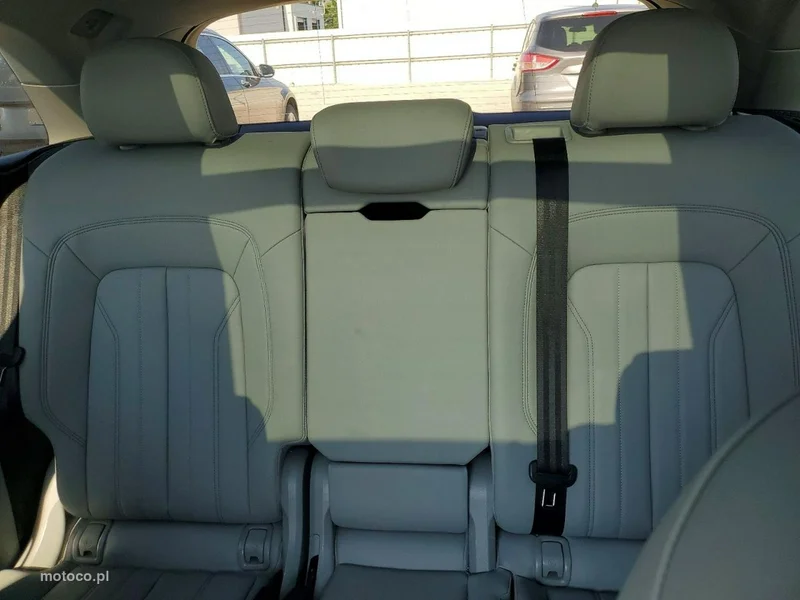Audi Q5 FY 9