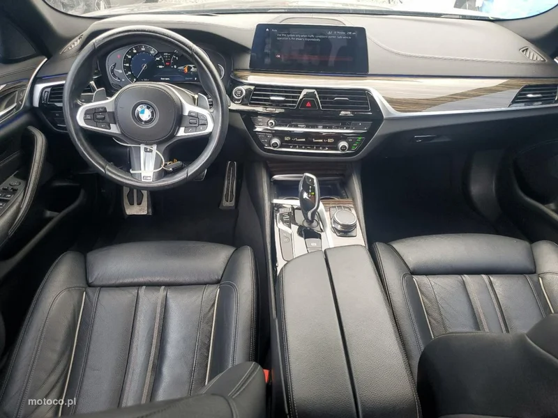BMW Seria 5 G30 540 8