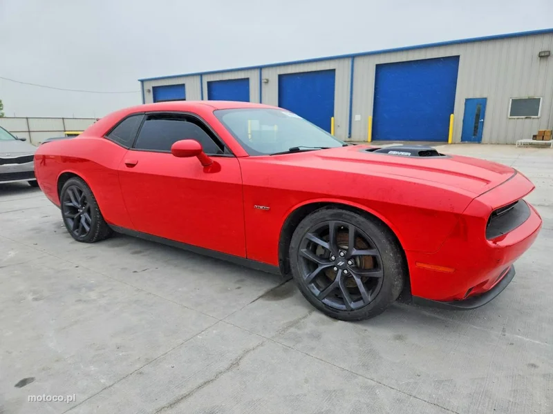 Dodge Challenger 3
