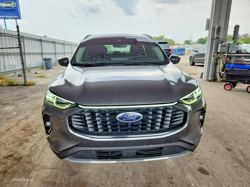 Ford Kuga III 2
