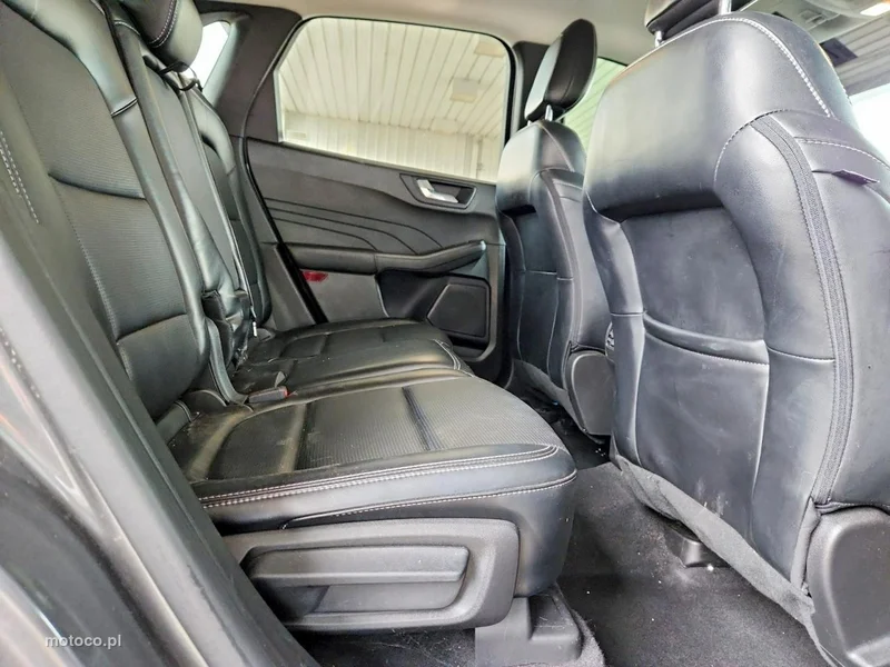 Ford Kuga III 10