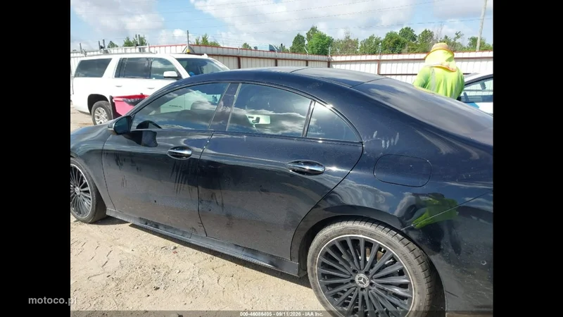 Mercedes-Benz CLA C118 250 7