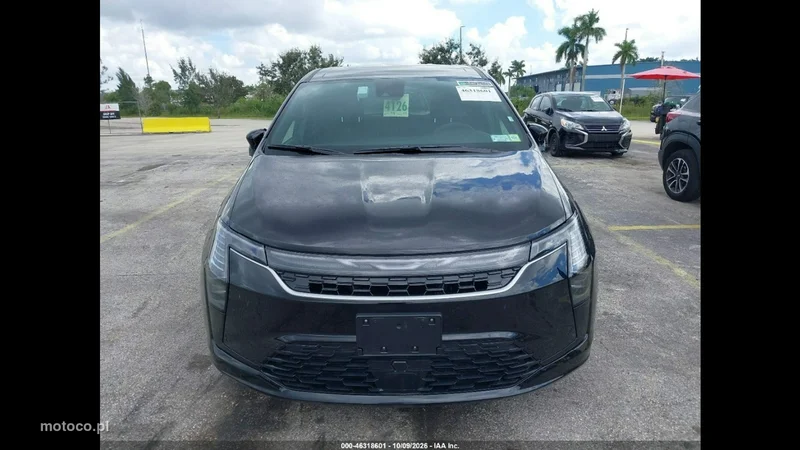 Chrysler Pacifica 2