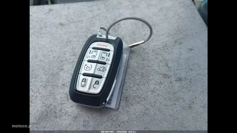 Chrysler Pacifica 11