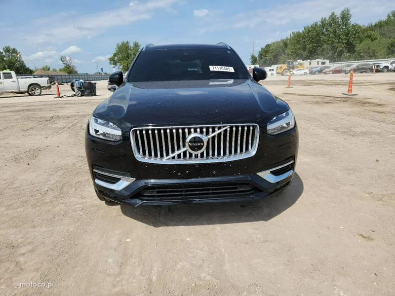 Volvo XC 90 2