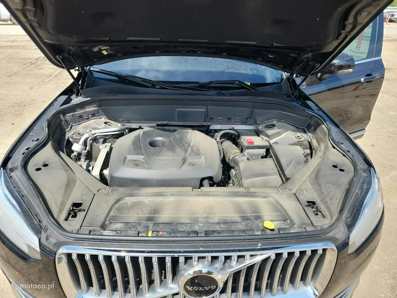 Volvo XC 90 10