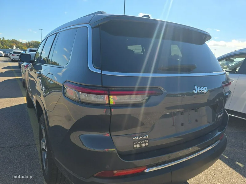 Jeep Grand Cherokee 6