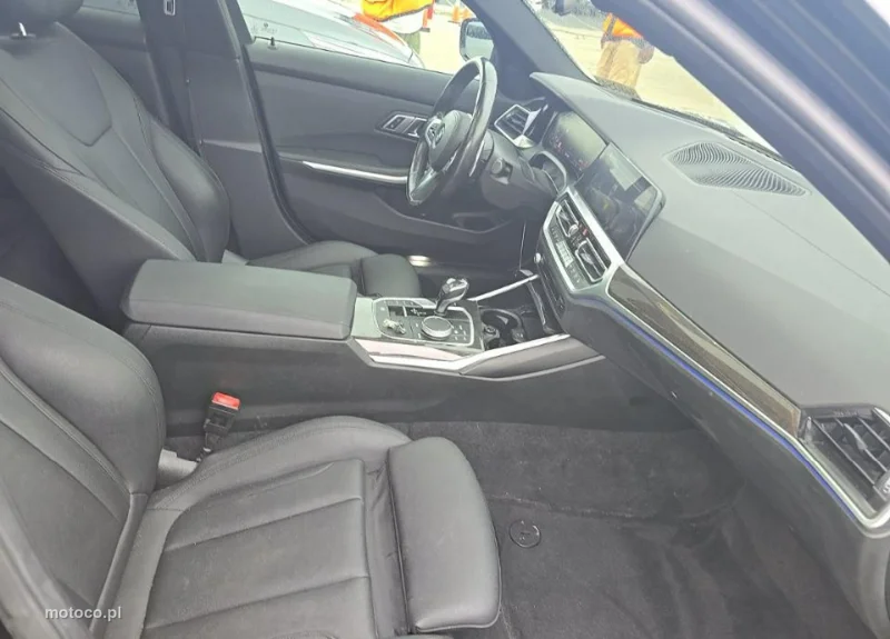 BMW Seria 3 G20 330 7