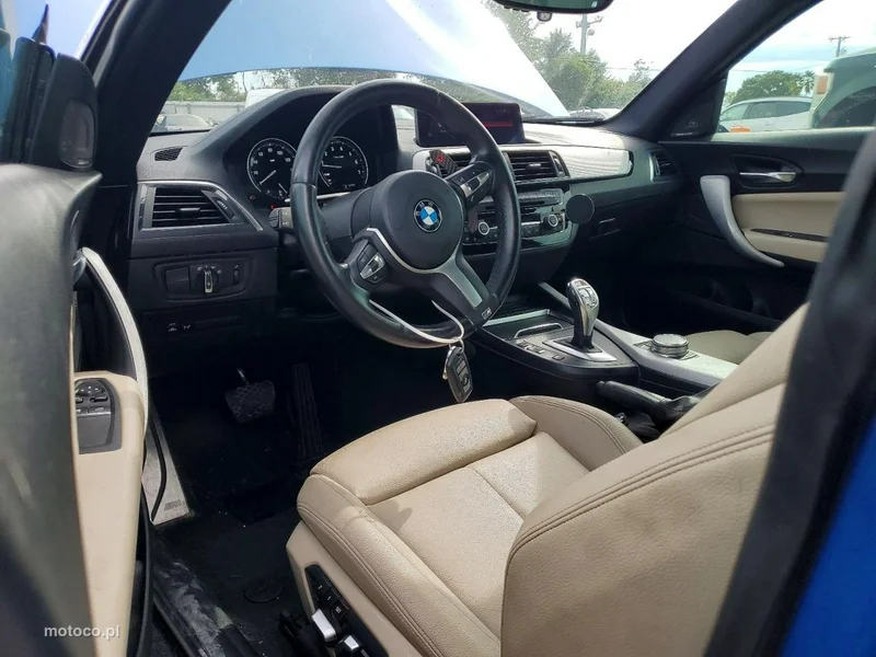 BMW M240 8