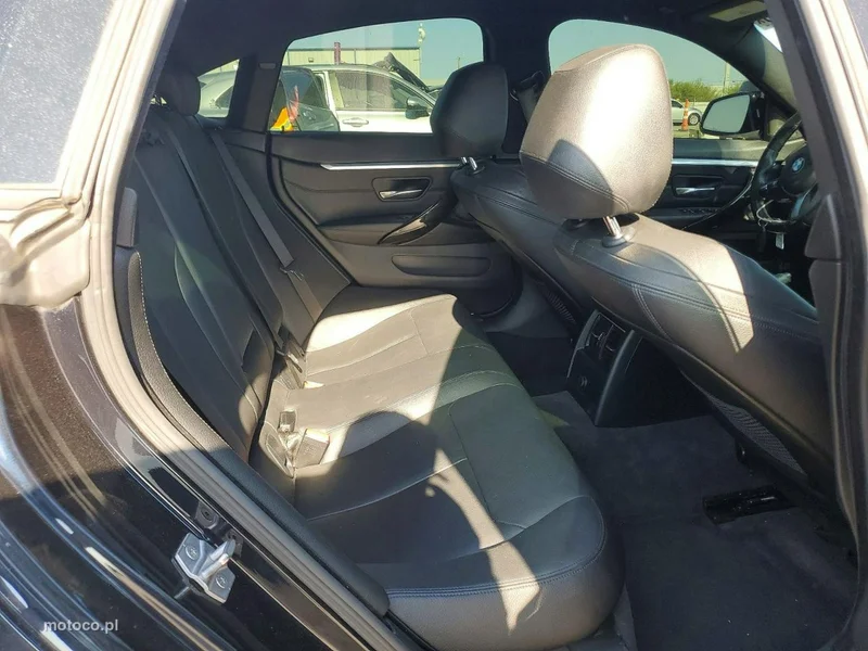 BMW Seria 4 F32 440 10