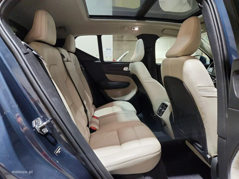 Volvo XC 40 11