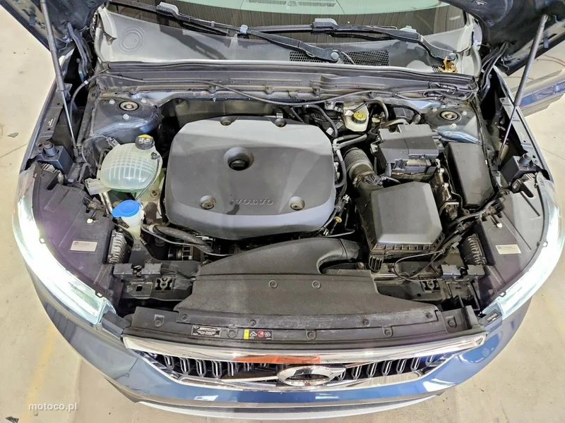 Volvo XC 40 12