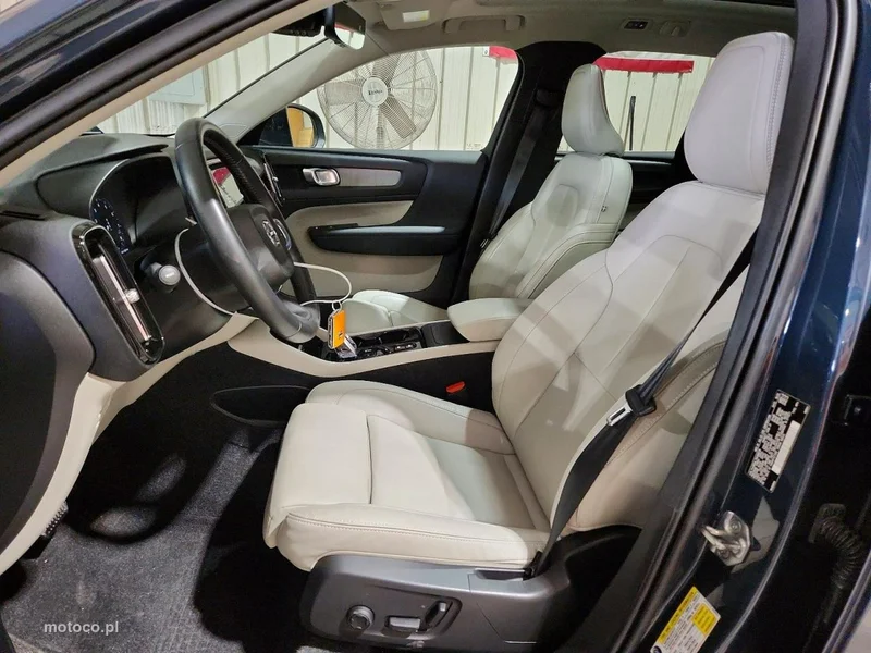 Volvo XC 40 7