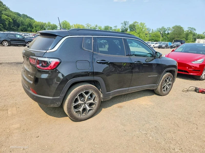 Jeep Compass 4