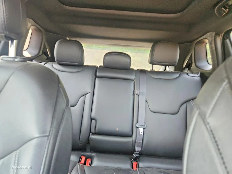 Jeep Compass 10