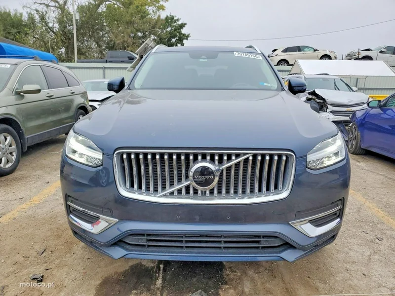 Volvo XC 90 2