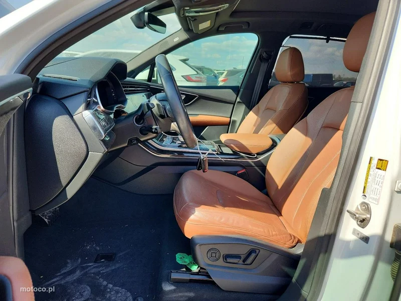 Audi Q7 4M 7