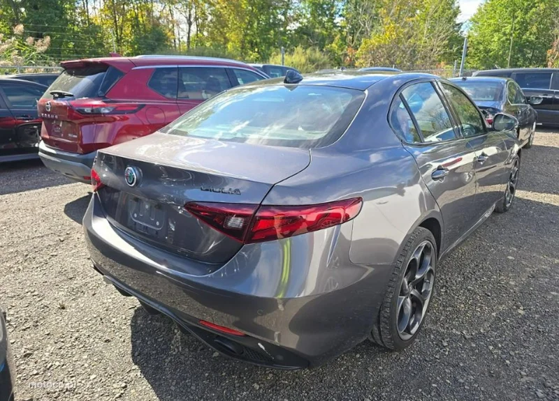 Alfa Romeo Giulia 3