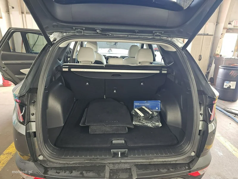 Hyundai TUCSON 11